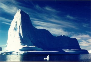 Iceberg by Uta Wollf (Wikimedia Commons, CC-BY-SA )